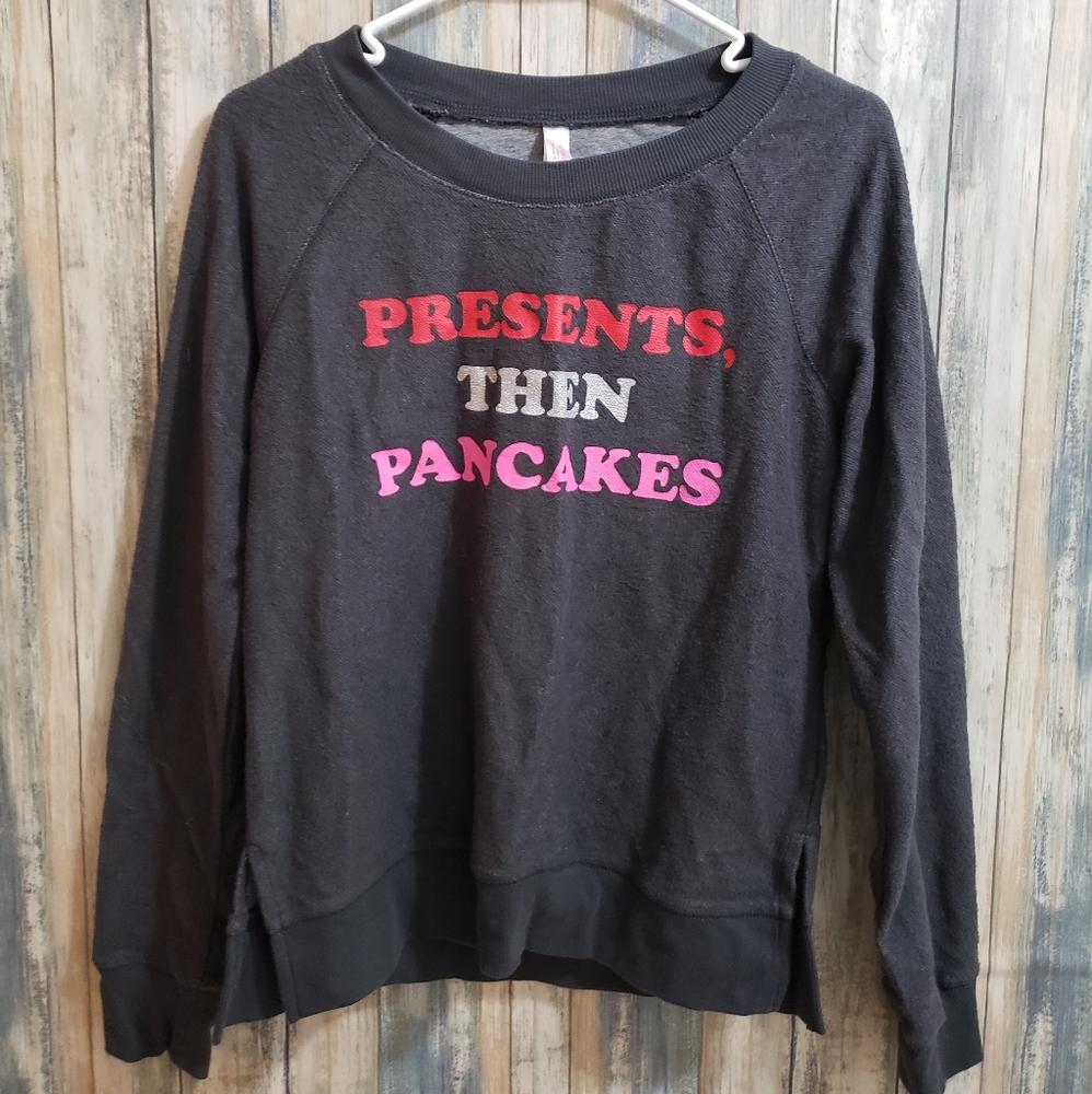 Long Sleeve Holiday Sweater